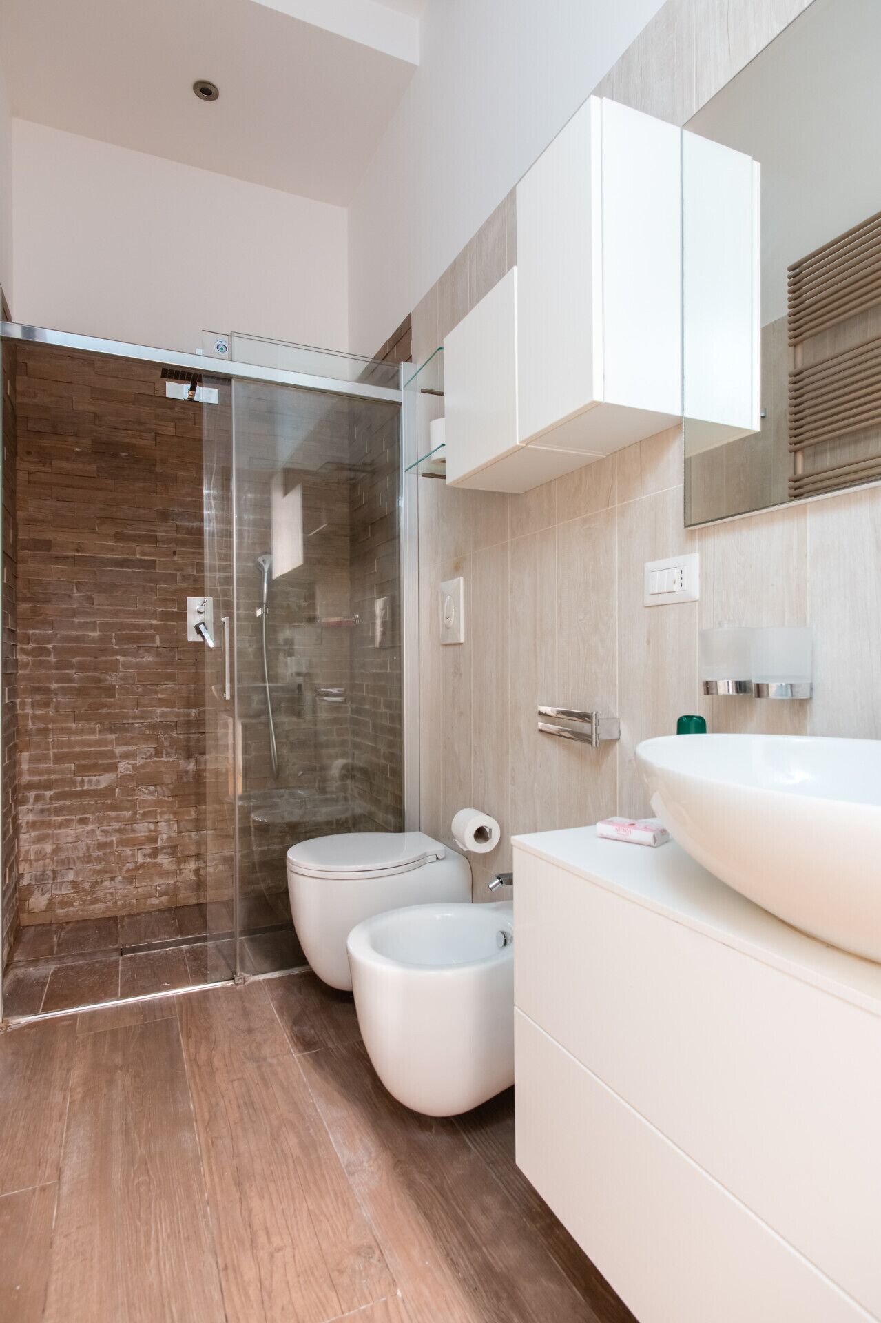 Bruser, bidet
