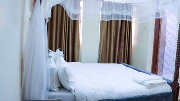 1 bedroom, individually furnished, free WiFi