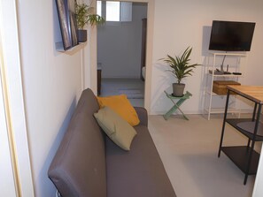 20-Zoll-Smart-TV mit Digitalempfang