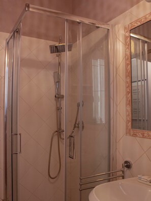 Bidet