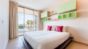 3 bedrooms, iron/ironing board, free WiFi, bed sheets - T3 Beira-Mar nos Salgados c/Piscina by LovelyStay (Vale Rebelho)