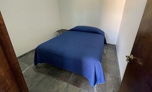 1 chambre, accès Internet, draps fournis