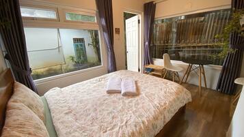 Basic Double Room | Free WiFi, bed sheets
