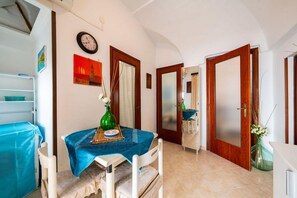 Dining - Casa di Nonna Tina by Rentbeat (Ostuni)