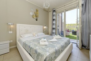 Bügeleisen/Bügelbrett, kostenloses WLAN, Bettwäsche