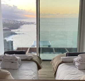 5 Schlafzimmer, Bügeleisen/Bügelbrett, Reisekinderbett, WLAN
