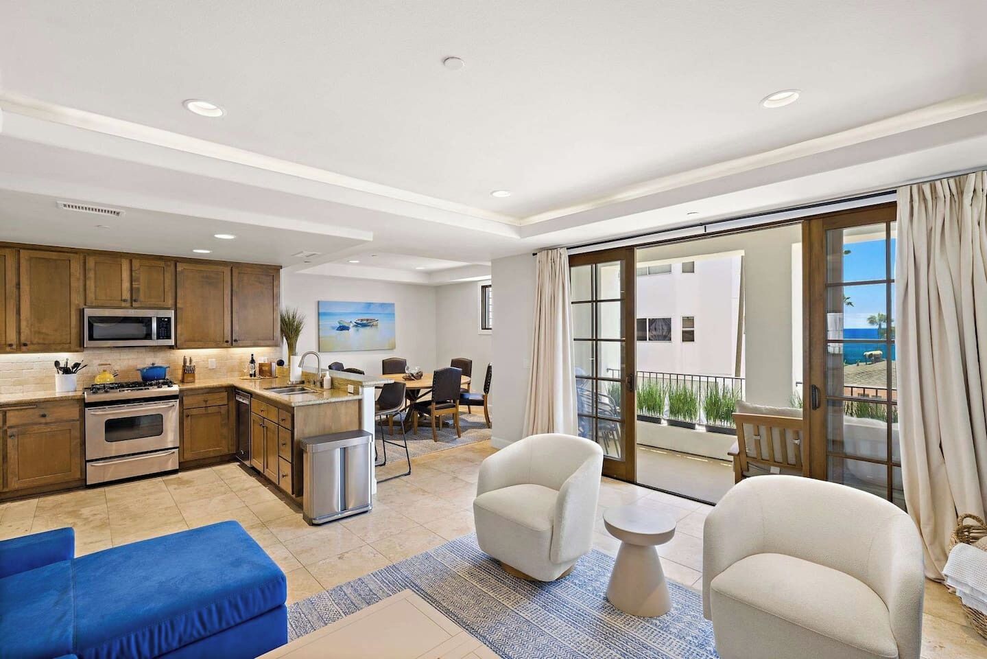 Smart TV, fireplace, video games, table tennis