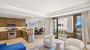 Smart TV, fireplace, video games, table tennis