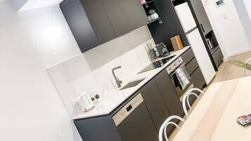 Fridge, microwave, oven, dishwasher