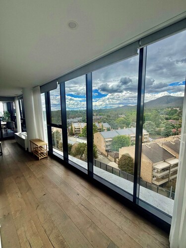 Stylish 2-Bedroom Penthouse in Canberra
