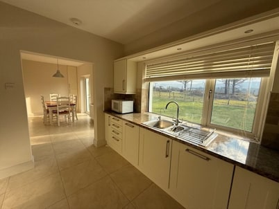 Cozy Carhan Retreat in Cahersiveen
