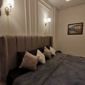 2 bedrooms, iron/ironing board, WiFi, bed sheets - luxe leaf residence with Patio & Gym,   luxury in the heart of capital city (Islamabad)