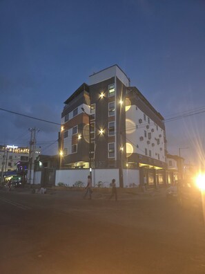 บริเวณภายนอก