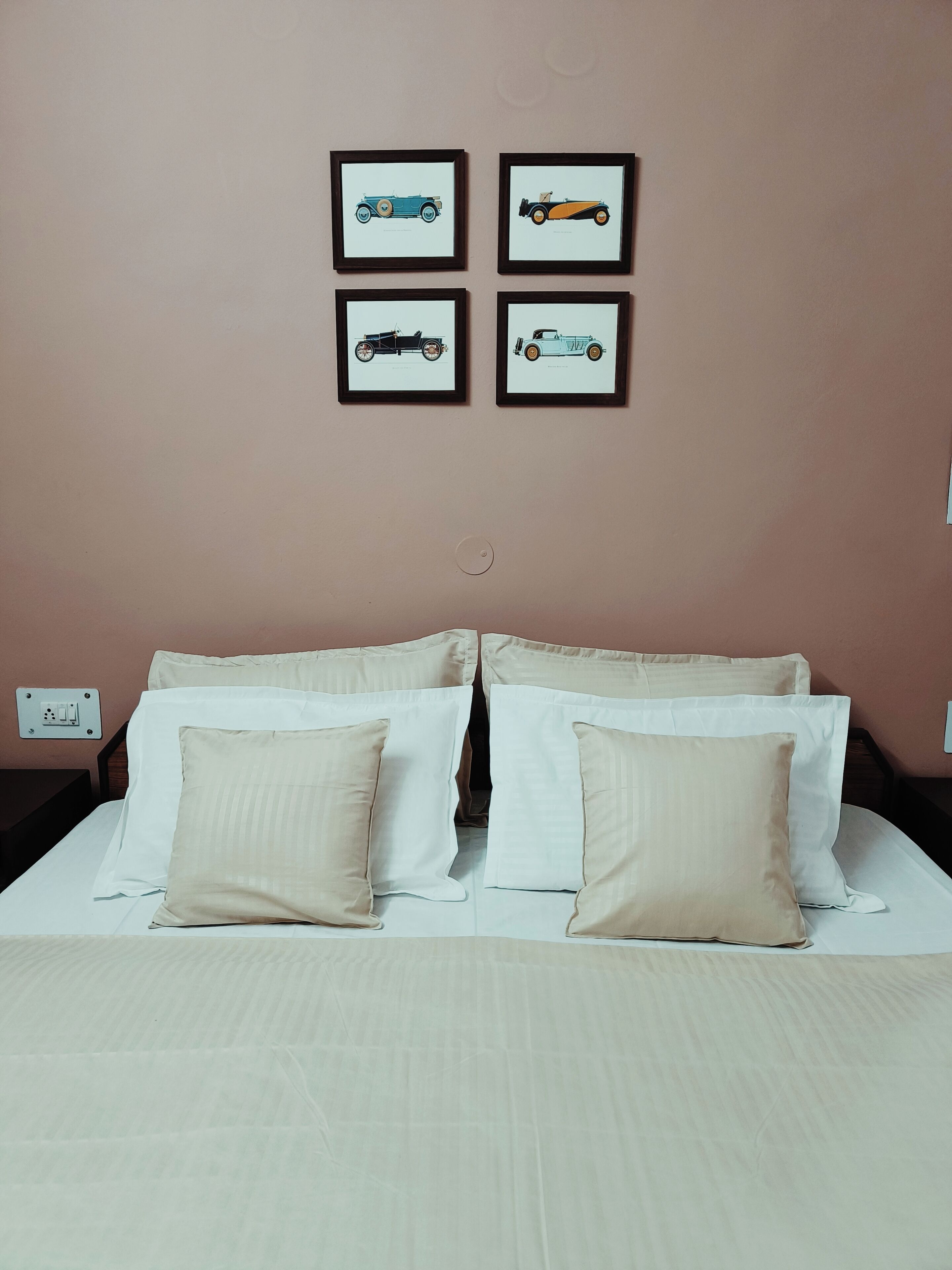 Premium Room | Egyptian cotton sheets, premium bedding, memory-foam beds, desk