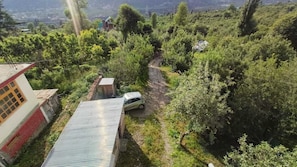 Free self-parking - THE KAILASHA (Naggar)