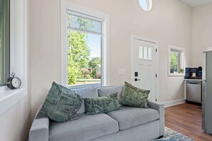 TV - Modern Tiny Home • Walk to Lenovo & Carter-Finley (Raleigh)