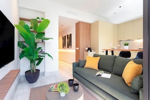 อพาร์ทเมนท์, ระเบียง (1 Bedroom) | ภายใน