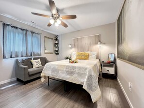 2 bedrooms, iron/ironing board, travel cot, WiFi
