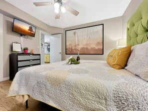 2 bedrooms, iron/ironing board, WiFi, bed sheets