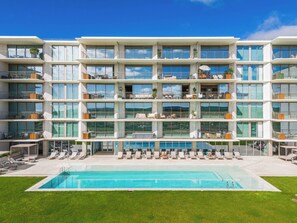 Pool - Bayline Paradise by Portucasa (Armação de Pêra)