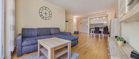 Apartment (22) | Wohnbereich | Flachbildfernseher