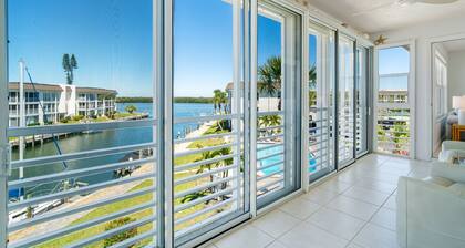 Waterfront Retreat in Longboat Key