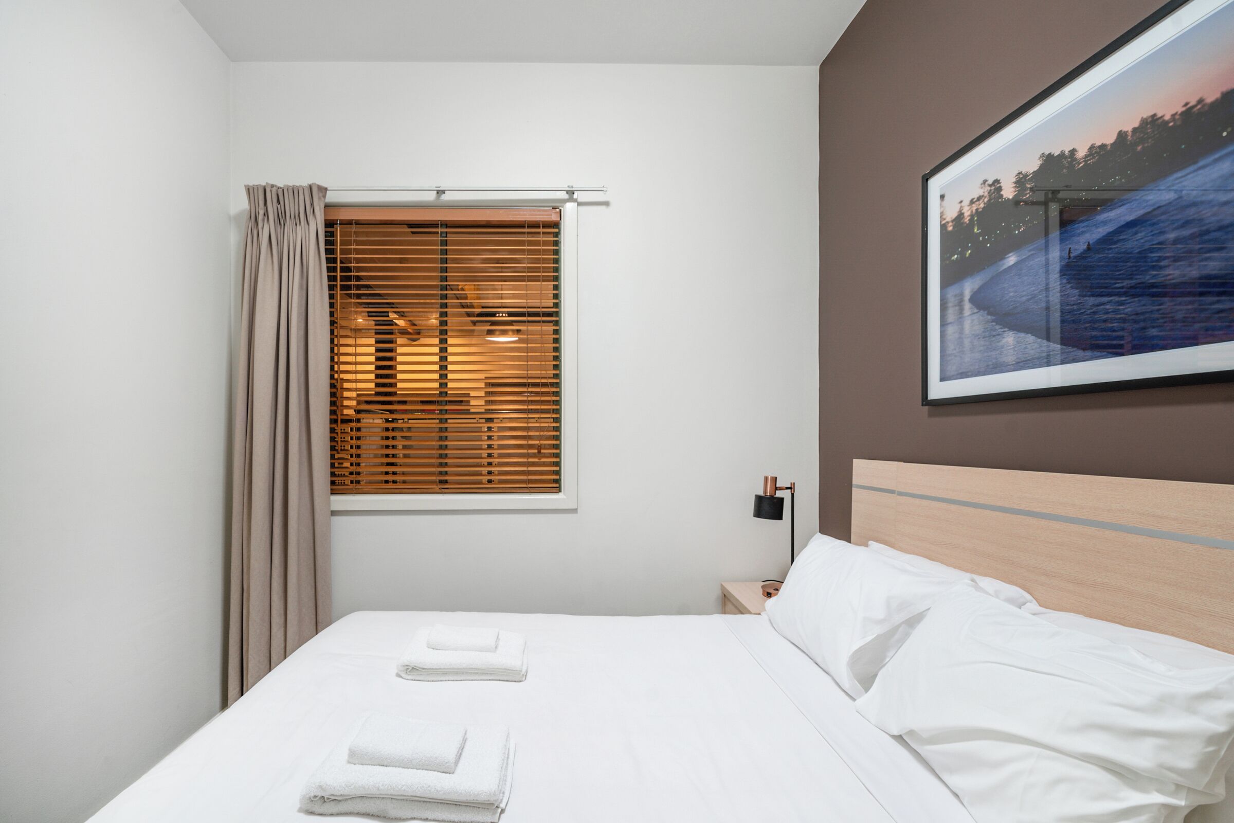 1 bedroom, iron/ironing board, internet, bed sheets