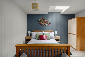1 quarto, acesso à internet, roupa de cama