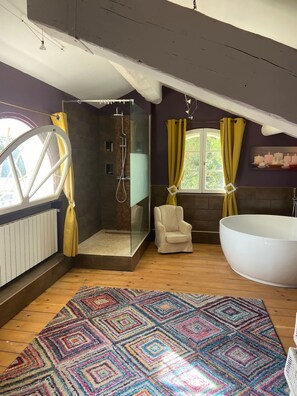 Rumah | 5 kamar tidur