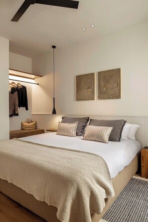 4 quartos, ferros/tábuas de passar roupa, berço de viagem, Wi-Fi