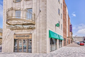 Exterior - Premier Inn Blackpool - North Pier (Blackpool)