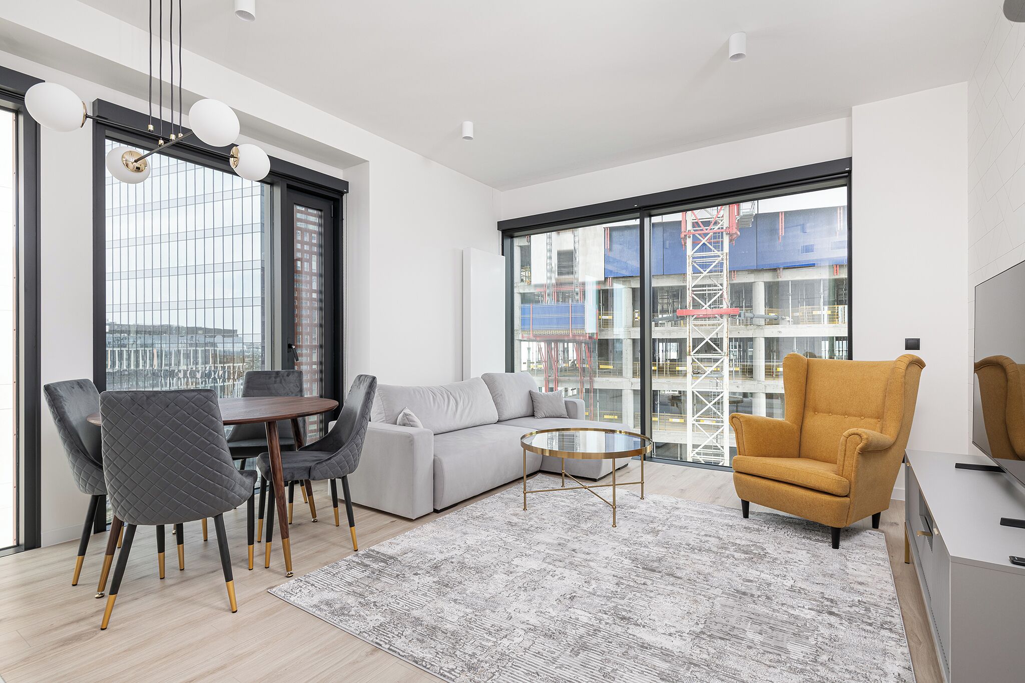 Apartamento Confort | Sala de estar | Una Smart TV