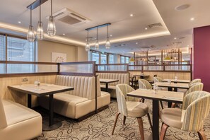 Restaurant - Premier Inn Jersey St Helier - Bath Street (St. Helier)