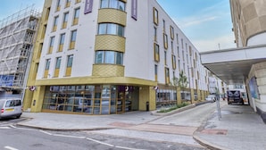 Unclassified image, 2 of 34, button - Premier Inn Jersey St Helier - Bath Street (St. Helier)