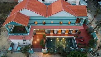 Outdoor banquet area