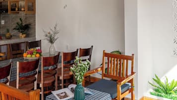 Télévision à écran plat de 31 pouces avec chaînes par câble