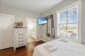 3 chambres, fer et planche Ă repasser, accĂšs au Wi-Fi (inclus)