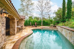 Casa | 5 dormitorios y Internet