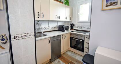 Serene Lakeview Retreat