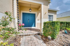 House (5 Bedrooms) | Interior