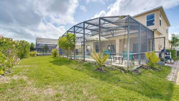 House (5 Bedrooms) | Interior