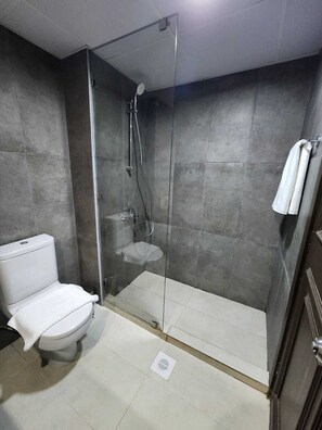 Twin Room | Bathroom | Shower, hair dryer, slippers, towels - Phoenicia Hotel-Hoora (Manama)