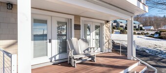 ビーチまで数歩: レイクビュー ラコニア ゲッタウェイ！