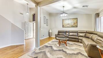 Rumah (4 Bedrooms) | Interior