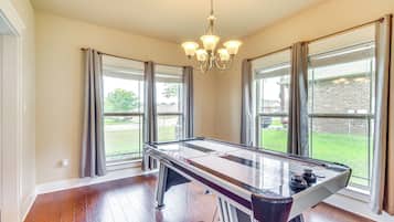 บ้านพัก (5 Bedrooms) | ภายใน