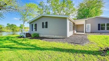 House (3 Bedrooms) | Front of property
