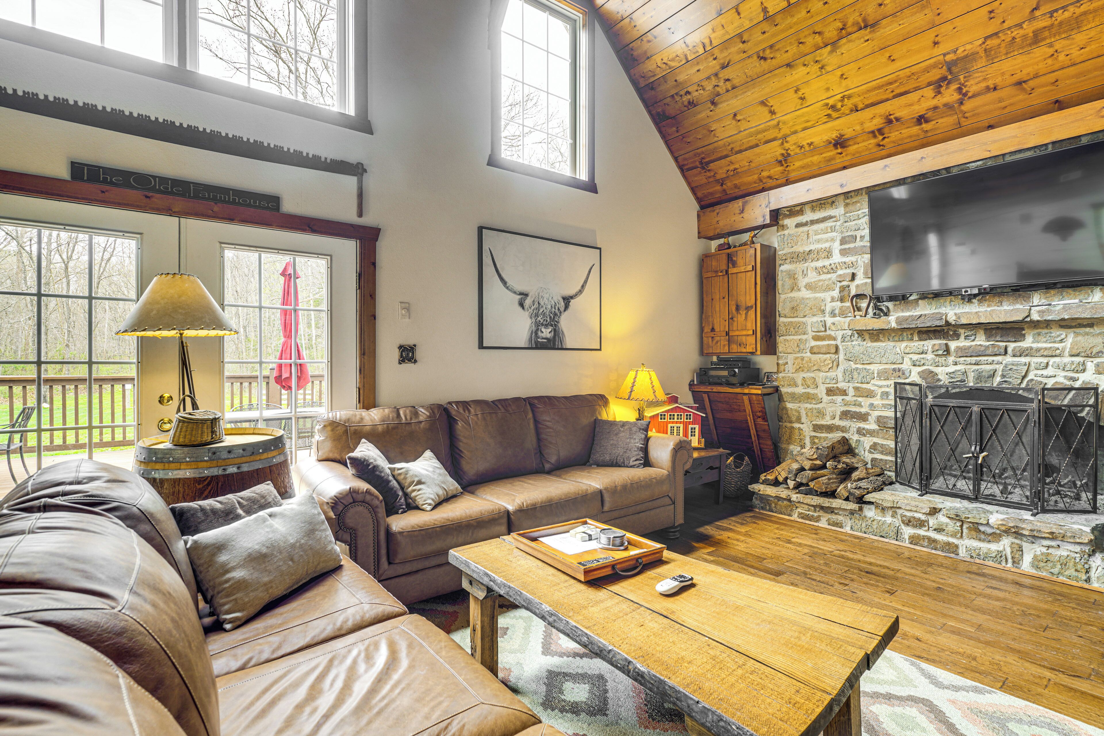 House (6 Bedrooms) | Interior