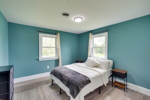 House (3 Bedrooms) | Interior - Walk to Stores: Home in Historic Shepherdstown! (Shepherdstown)