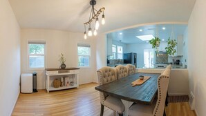 Ferienhaus, 2 Schlafzimmer, Raucher, Terrasse | Esszimmer