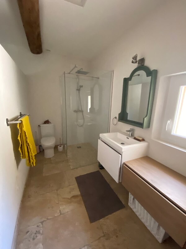 Charming Villa With Ac In Alpilles - Paradou
